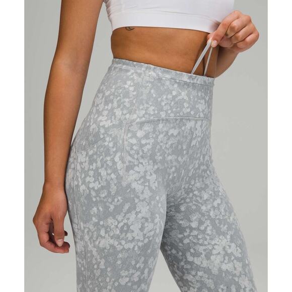Lululemon Swift Speed HR Crop 21" Speckle Spritz Jacquard Grey Silver Leggings 6 - Picture 5 of 13